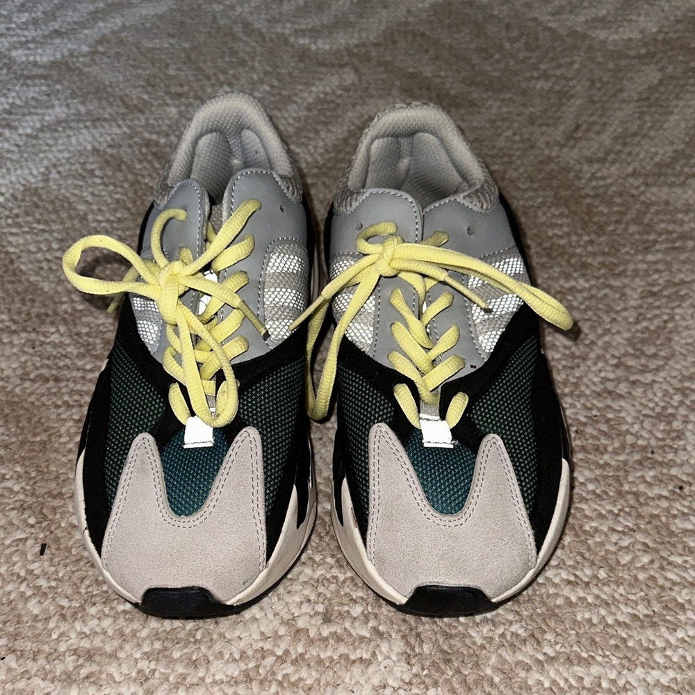 Stylish Kids Sneakers with Yellow Laces